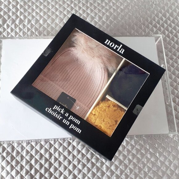 Norla light pink beanie hat toque 3 pom pom box set - Picture 4 of 5